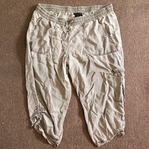 Lane Bryant lightweight capri pants